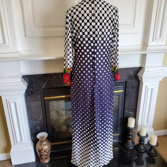 VINTAGE MAXI DRESS - Picture 9 of 9